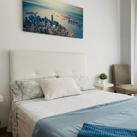 Solymar Beach Premium Малага Экстерьер фото